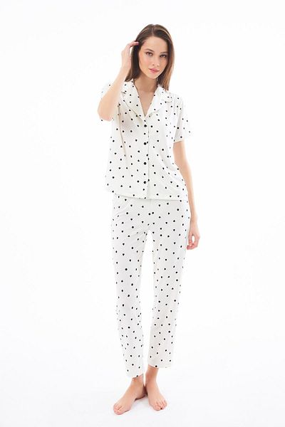 Cottonhill Premium Women's Pajama Set Cream Heart Pattern Soft Textured Short Sleeve Shirt Collar