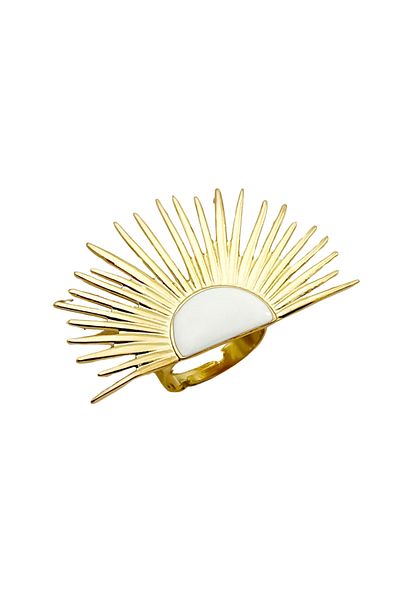 Eva Grace Syeda ring, gold, in the shape of rays, made of stainless steel, adjustable