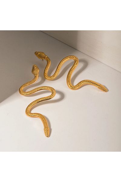Eva Grace Kaya earrings, gold, made of 18K gold-plated stainless steel, in the shape of a snake