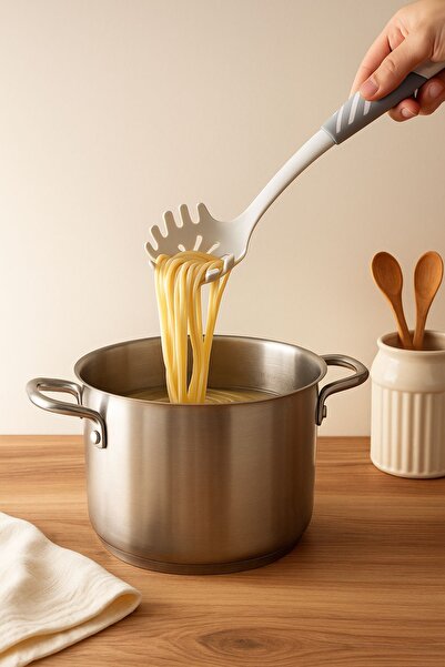 Open Home Concept Set of 2 Modern Design Cooking and Serving Set – 220 ° C Heat Resistant White