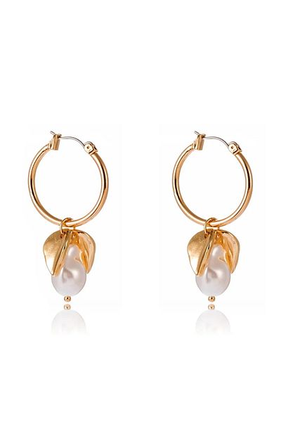 Eva Grace Lorissa earrings, gold, round, with pearls - Universe of Pearls Collection