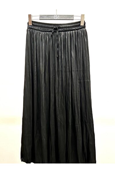 Maldia Shop Women's Crushed Lace Midi Black Skirt