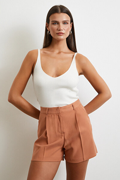 Never more Pleated Pocket Shorts Tile