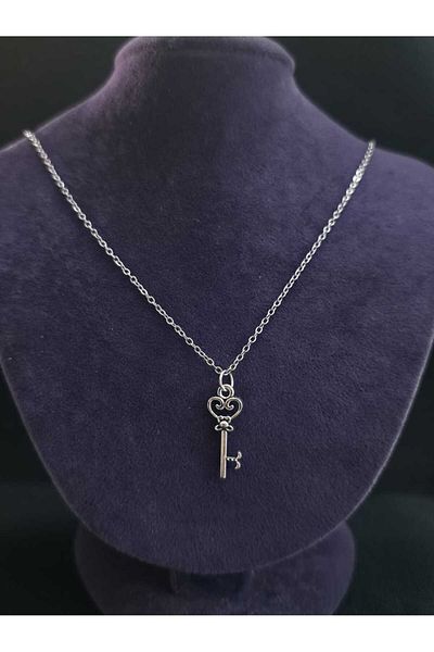 sarıyer silver Key Design Minimal Stylish Style Luck Fortune Symbol Steel Pendant and Steel Chain Necklace