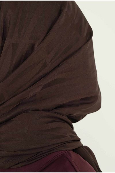 HEQA Тъмнокафяв жакардов шал Jou Pattern