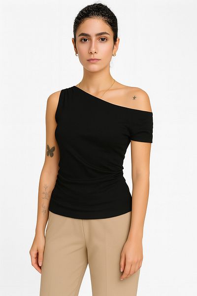 Machetta Women's Boat Neck Single Sleeve T-Shirt