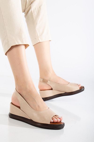 Dilimler Ayakkabı Women's Wedge Heeled Shoes Beige Side Closed Toe Open