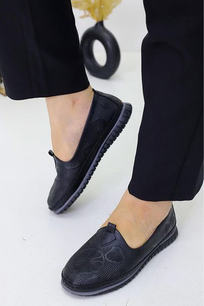 Weynes Women's Black Orthopedic Airable Anti-Sweat Daily Ballerinas Wsb3082