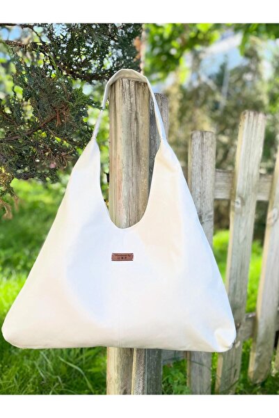 Handmade By MBK GABARDIN ÜÇGEN OMUZ ÇANTASI-BEYAZ