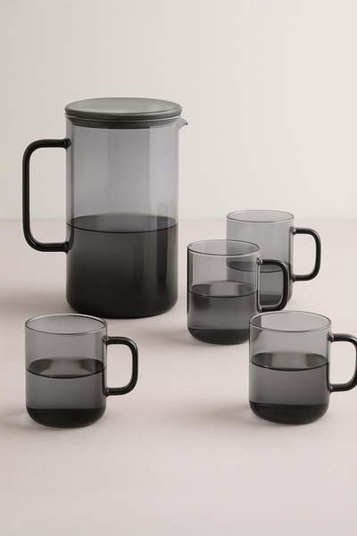 Jenisa Modern Borosilikat Cam Sürahi Seti – Füme Degrade, 4 Bardaklı, 2100 ml