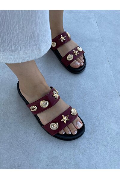 Elvinin Tarzı Zey Burgundy Patent Leather Slippers with Accessory Detail