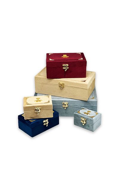Alhadi For Oud And Saffaron Seven and Palm Velvet Oud Boxes