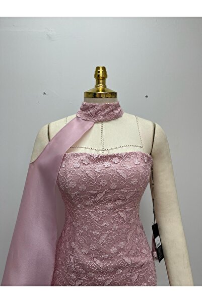 Robes Kadın Boyundan Bağlamalı Mini Elbise