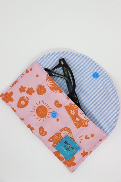 Mamma Mia Home Cottege Girl Glasses Bag Eyeglasses Case Phone Cover