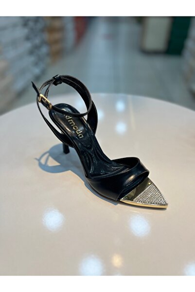 Alphus Vollex Tek Bantlı Metal Detaylı Topuklu Ayakkabı