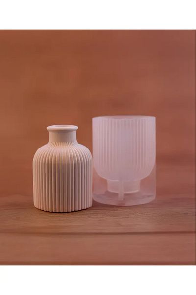 Elif Hobi 1 Piece Pampas Vase Silicone Mold / Striped Vase Silicone Mold