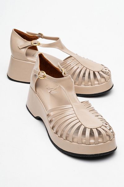LuviShoes Sandale cu toc ANIEL bej pentru femei