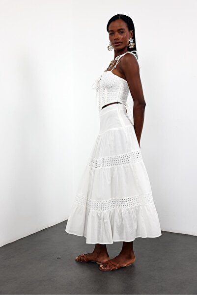 5in1Canpolat White Fisto Detailed Bustier Skirt Suit 3284-4560