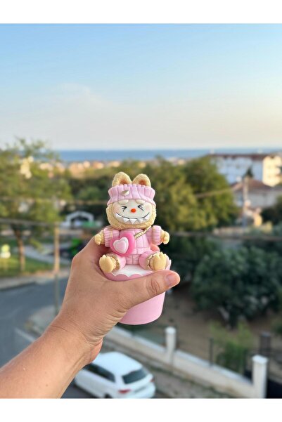 Maket Atelier Popüler Labubu Figürlü Pasta Süsü – El Yapımı Şeker Hamurundan,...
