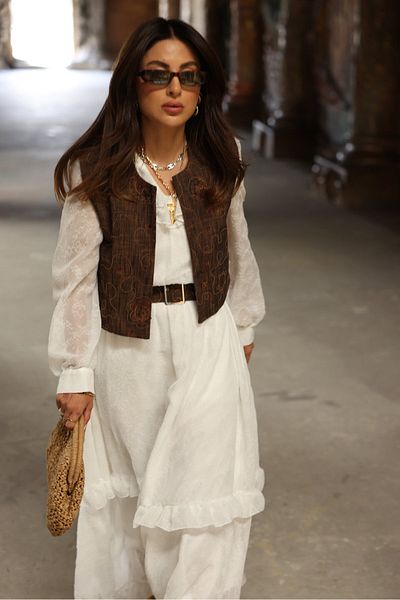 Özge Özgenç Embroidered Belted Vest