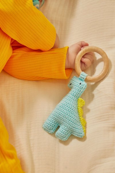 CAPELLA TOYS Natural Baby Knitted Amigurumi Teether Dinosaur Blue 9-12 Months