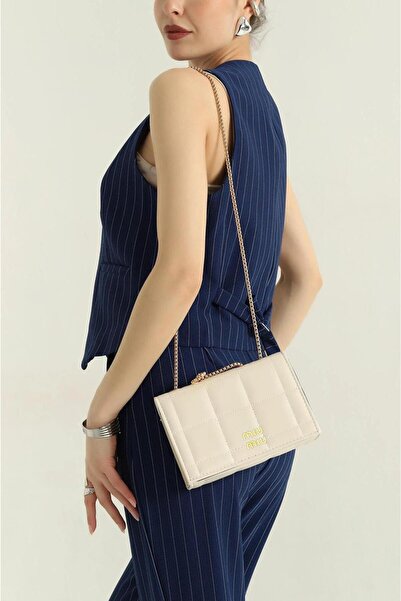 nutika Bag Chain Detail