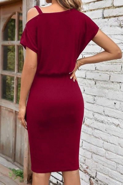 Mossta One Shoulder Accessory Detailed Crepe Dress - Claret Red