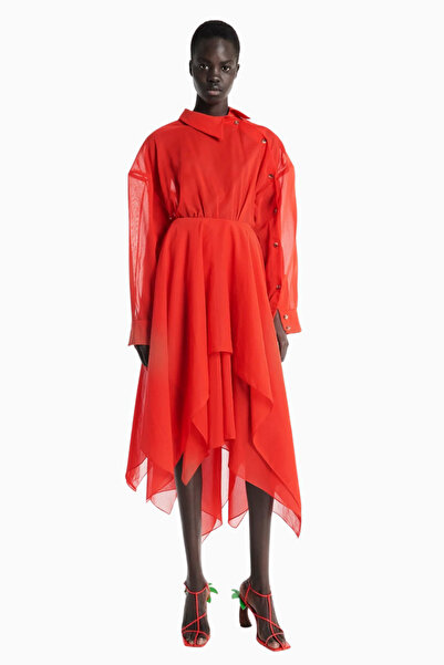 A.W.A.K.E. MODE Kırmızı Organze Gömlek Elbise Asimetrik Etek ve Katmanlı Sırt...