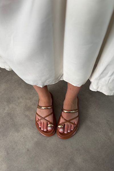 SHOEBELLAS Γυναικείες παντόφλες Genja Taba με χρυσό δαχτυλίδι με αγκράφα
