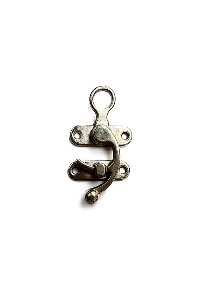 CONAHOME Hooked Bow Eye, Wooden Box Clip - Large, Nickel, 1 Piece