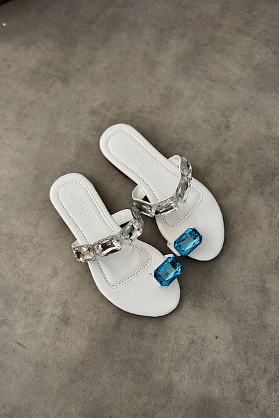 SHOEBELLAS Zeyna White Single Blue Stone Detailed Women's Slippers
