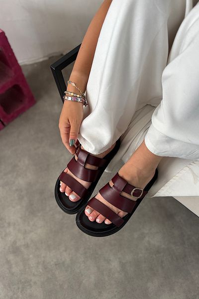 SHOEBELLAS Zena Burgundy Cage Detailed Women's Sandals