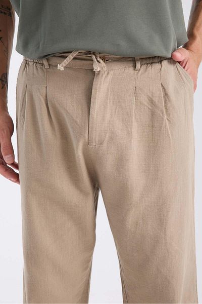 Valiberta Bergman Linen Look Cotton Flared Comfortable Fit Pleated Men's Trousers - Sand Beige