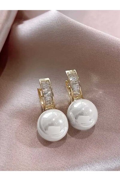 Bujiteri Elegant White Pearl Drop Earrings Gold Tone Boho-Chic Blingbling Design Ball Earrings for Women