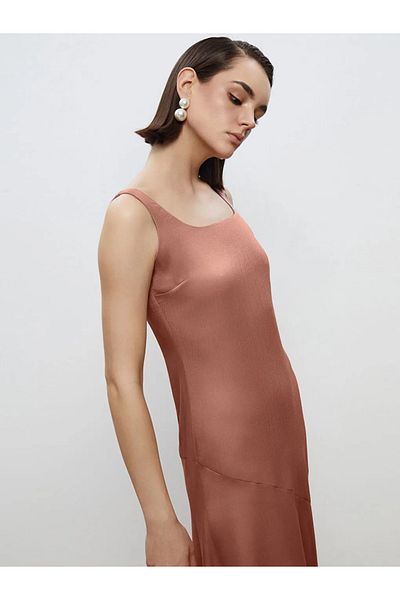 LC Waikiki Soulife Pink Square Neck Satin Evening Dress