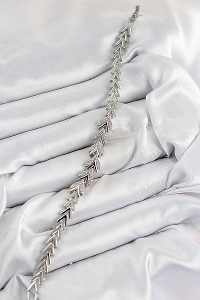 NETWORK ART Bfs Brass Zircon Stone Row Arrow Model Silver Color Women's Bracelet