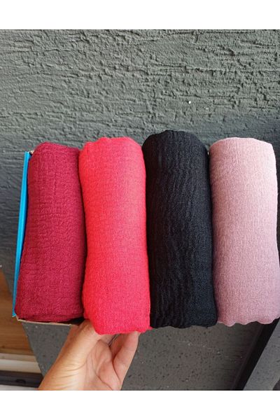 Nilbutik Four Wrapped Shawls