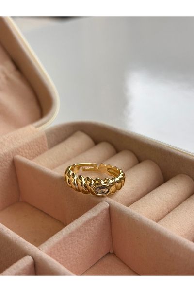 Ressia Auger Design Gold Ring