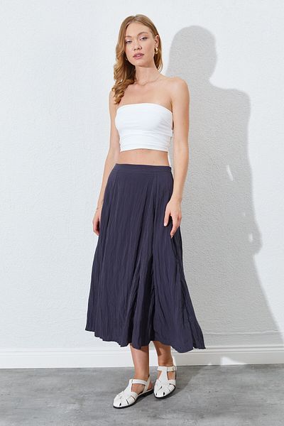 EDITION WOMAN Crinkle Textured, High Waist, Midi Length Flared Women's Skirt |   Ek100295128