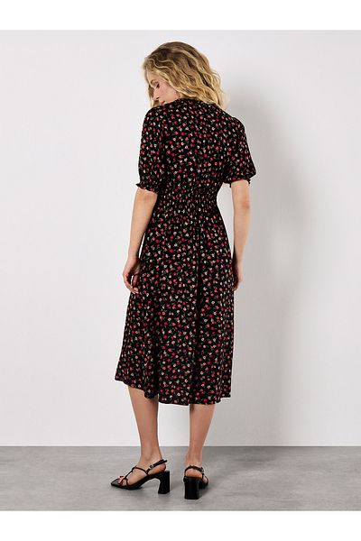 Apricot Verspieltes geblümtes Smok-Midikleid