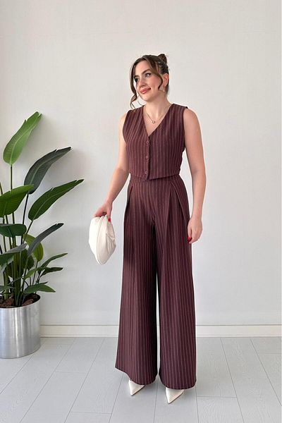 MaziButik Striped Vest Suit Brown