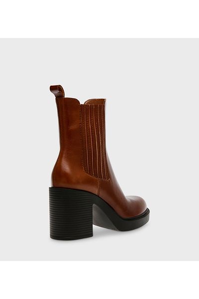 Steve Madden أحذية رسمية للرجال من فيرفاكس