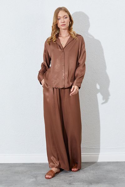 EDITION WOMAN Coffee Rubber Waist, Draped Satin Palazzo Pants |   Ek1006618511