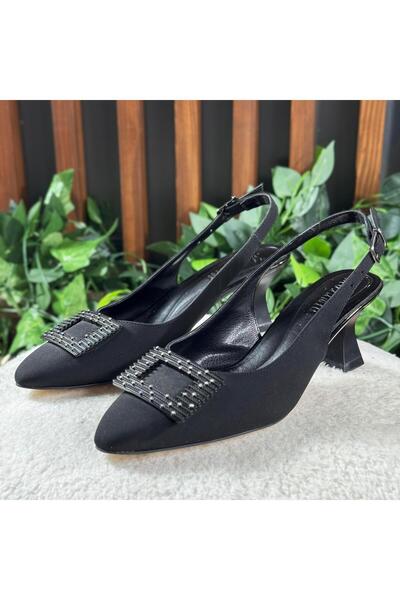 MEY Special Square Buckle Thin Heel Shoes M1107