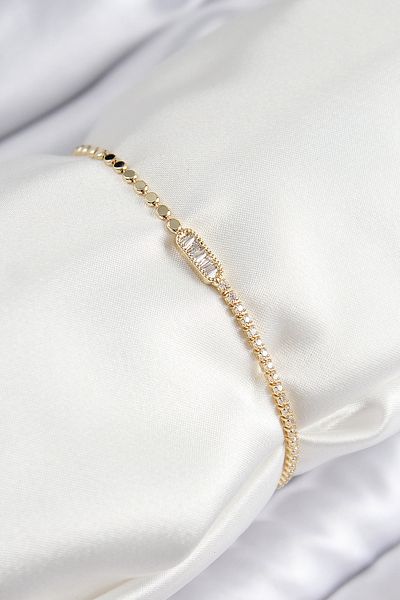 MÇ Plus Brass Zircon Stone Rectangular Model Crush Chain Gold Color Women's Bracelet
