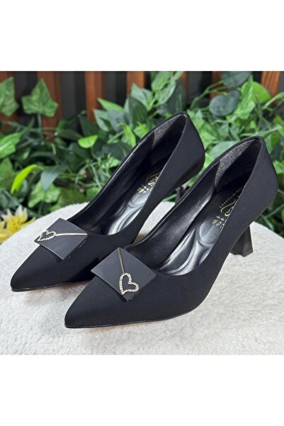 MEY Special Heart Buckle Heel Shoes M1149