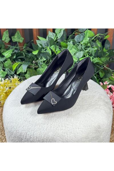 MEY Special Heart Buckle Heel Shoes M1149