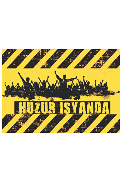 Komut Ξύλινη ρετρό αφίσα με θέμα το Huzur İsyanda, γραπτή σε κίτρινο-μαύρο χρώμα