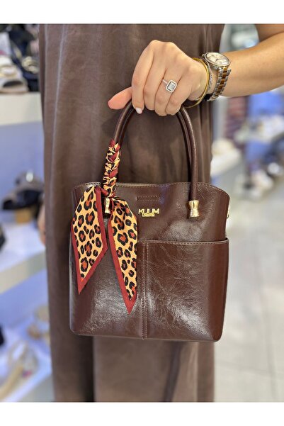 Kuum Γυναικεία τσάντα λουστρίνι 252AA102