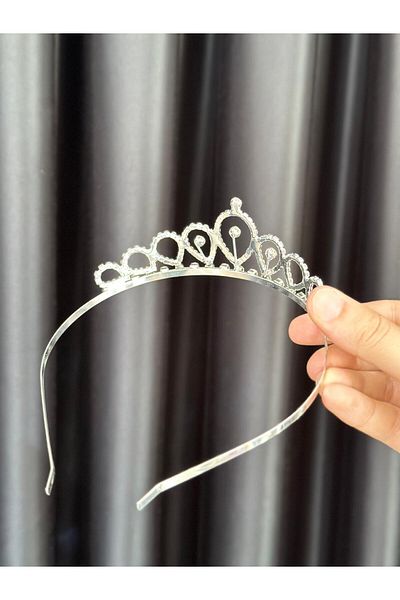 BEYOĞLU NİŞANTAŞI Fiona Model Crystal Crown